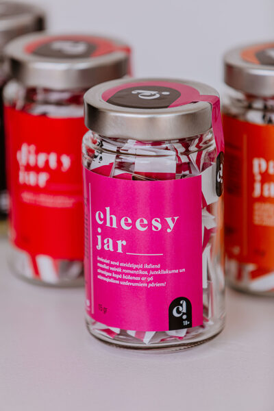 Spēle - "Cheesy jar"