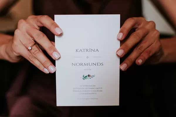 Kāzu ielūgums minimālistisks