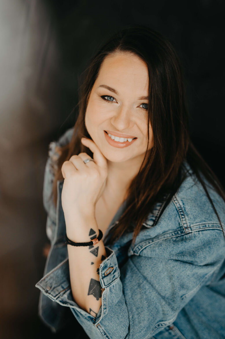 Anna Kande - graphic designer